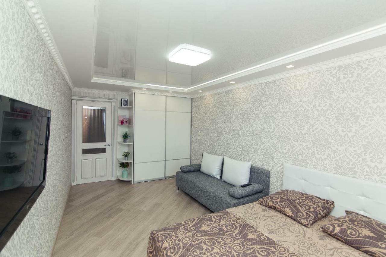 Luxury Apart-Hotel On Kondrateva Street 苏梅 外观 照片